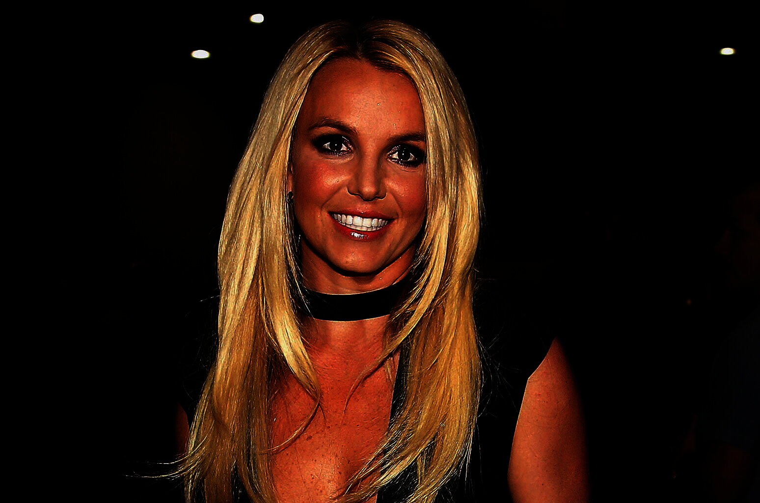 Britney Spears Dança Ao Som De Firework De Katy Perry E Fala Sobre Se Sentir Mal Ao Olhar As 4898