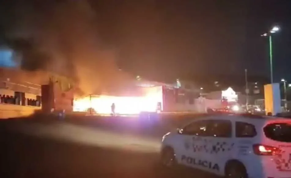 Incêndio atinge área de alimentação do The Town; palcos não foram afetados