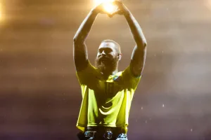 Post Malone no The Town