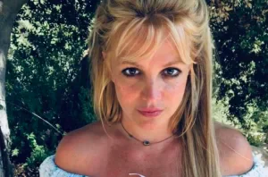 A cantora Britney Spears que, desde 2021, trava uma luta com sua família