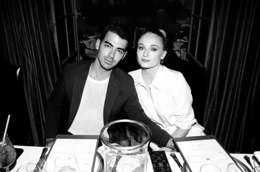 Joe Jonas pede divórcio de Sophie Turner, diz site