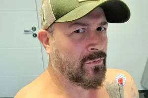 Mingau, baixista do Ultraje a Rigor