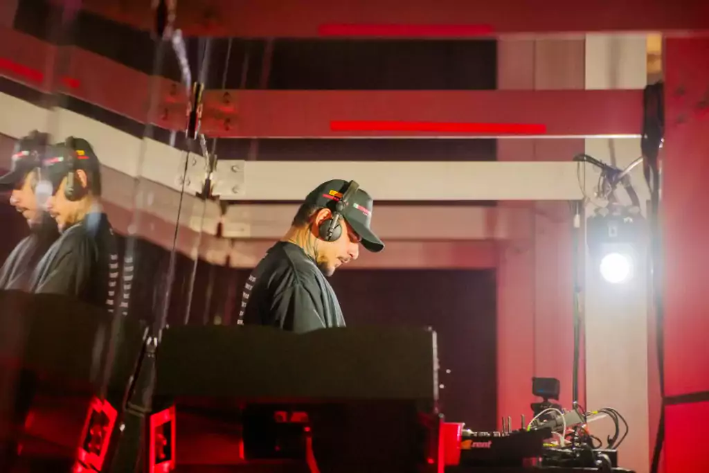Lukas Ruiz, o Vintage Culture, em evento da Beck's para o Tomorrowland