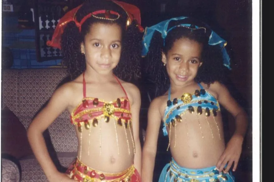 Astros desde a infância! Cantores mostram fotos antigas no Dia das Crianças 12 tasha jpg
