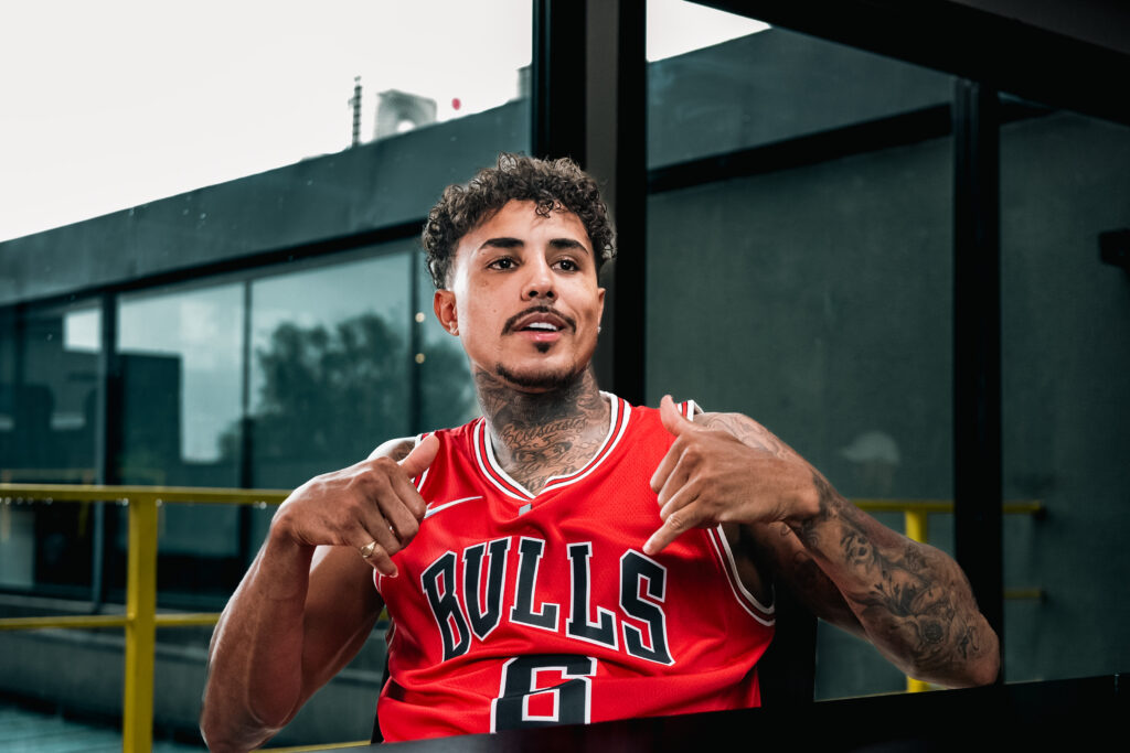 ‘Novidade na Área’: Livinho revela os segredos de um de seus maiores hits 1 Livinho fala sobre 'Novidade na Área'