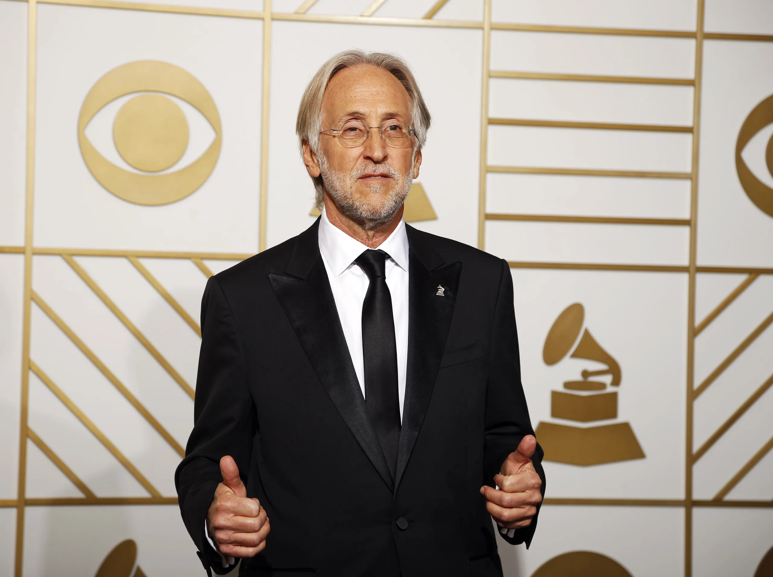 Ex-CEO do Grammy é acusado de estupro por instrumentista