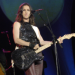 Alanis Morissette: 5 coisas que você deveria saber sobre ‘Jagged Little Pill’