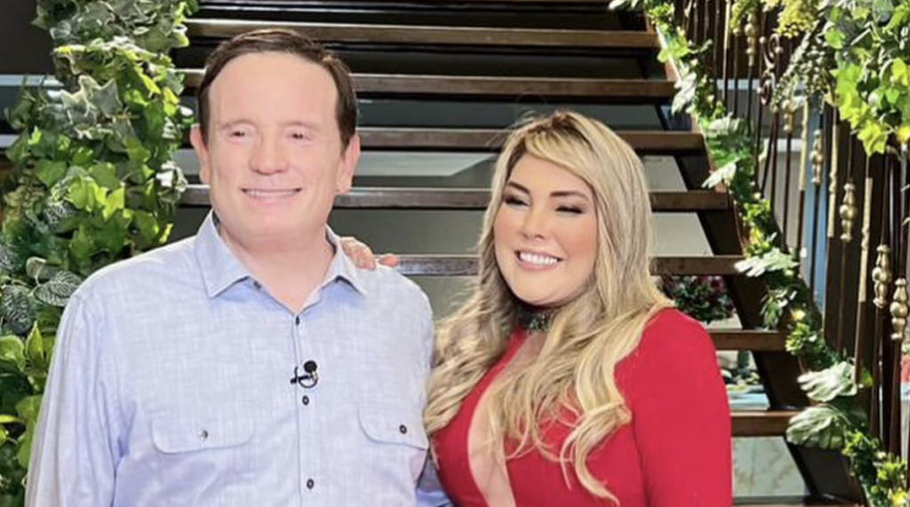 ‘Vi a morte de perto’: Simony chora ao falar de tratamento contra câncer 1 Simony falou sobre seu câncer (Reprodução/Instagram)