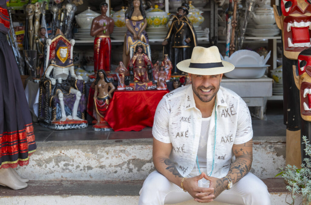 Boicotado, Diogo Nogueira fala sobre política e mensagens espirituais do pai 1 DiogoNogueira LeoAversa108 scaled e1701718222420