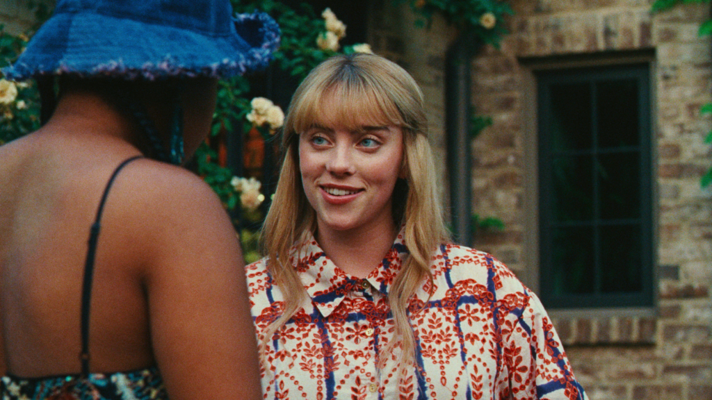 Billie Eilish indicada a atriz coadjuvante no Globo de Ouro? Não foi bem assim... 1 Mascara Billboard3