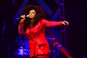 Paula LIma presta homenagem para Rita Lee (Andy Santana/ Brazil News)