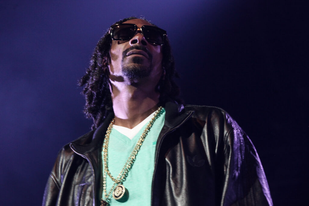 Snoop Dogg reposta meme de comediante brasileiro e fãs cobram vinda do rapper ao país 1 Snoop Dogg.