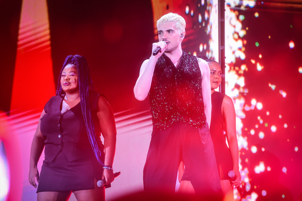 0A53D90D 7DED 4D95 8650 D3B9E0634BA6