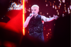 A6348498 3DD7 4F71 80CF CE5388B7F53A