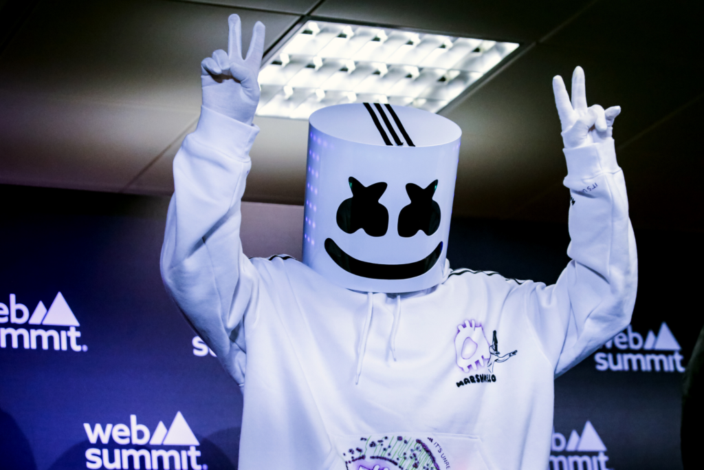 Marshmello: destaque no Hot 100, o DJ te acompanha do fone à cozinha 1 Design sem nome 6
