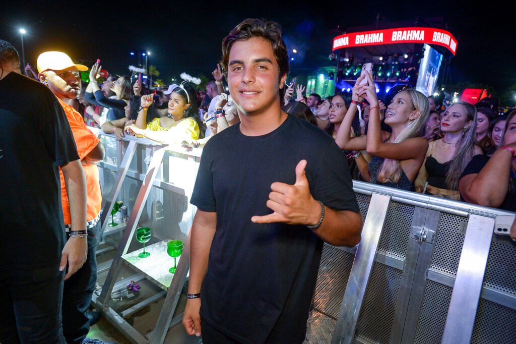 Filho de Ivete Sangalo, Marcelo revela estar produzindo músicas: 'Horas no estúdio' 1 Marcelo Sangalo 1