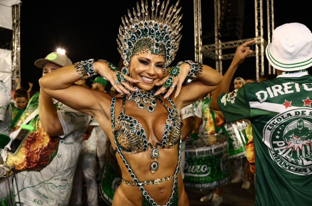 Carnaval 2024: quais famosas desfilam nas escolas de São Paulo? 1 carnaval 8