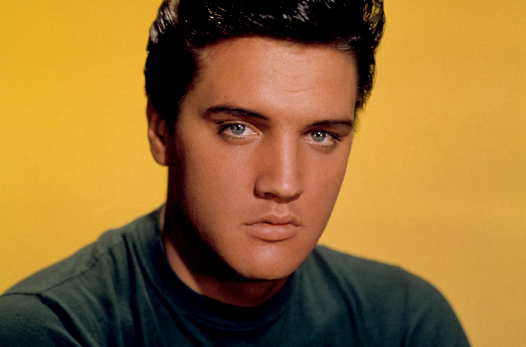 Calçados de Elvis Presley serão leiloados; valores extrapolam R$ 800 mil 1 Elvis Presley