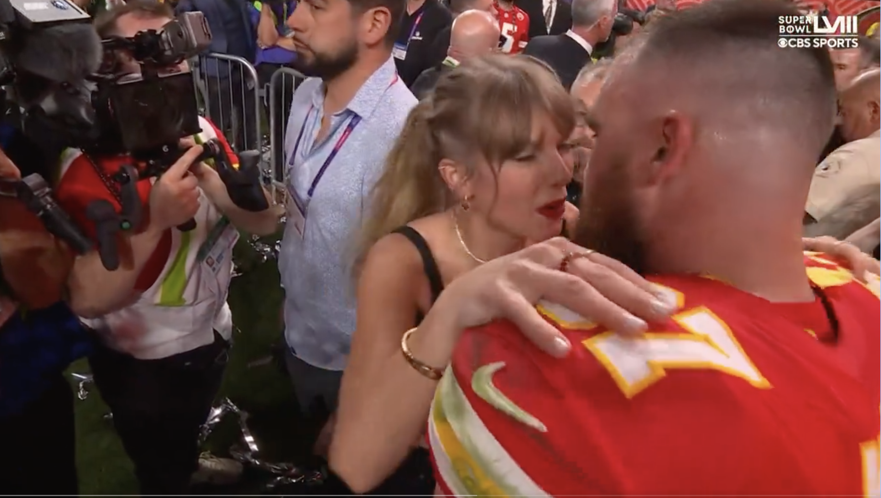 Travis Kelce comemorou Super Bowl com uma música – mas não era de Taylor Swift