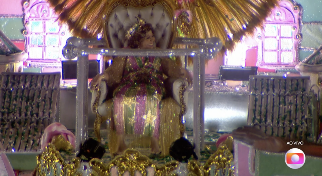 Mangueira: duas mulheres ficaram feridas após caírem de carro alegórico 1 Captura de Tela 2024 02 13 as 04.20.25