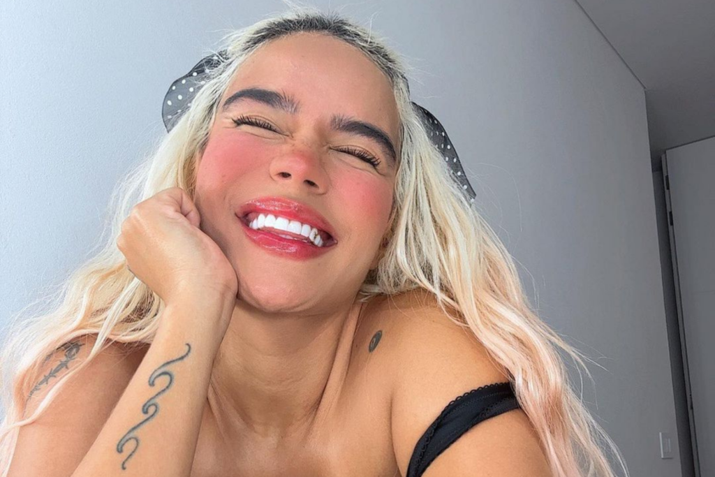 Karol G mostra que está estudando português: 'Meu Deus' 1 Design sem nome 42