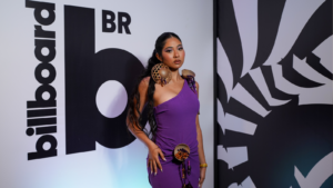 Mascara Billboard 1600 x 9002