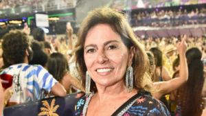 Mascara Billboard 1600 x 9003