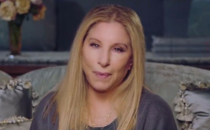 Barbra Streisand recebe prêmio do SAG Awards por feitos na carreira