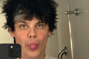 O cantor Yungblud criou o seu próprio festival