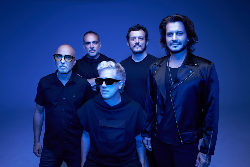 'Só Hoje', do Jota Quest, ganha nova versão para novela 'Família É Tudo' 1 JOTA 778