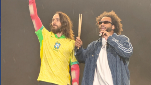 Mascara Billboard 1600 x 9006