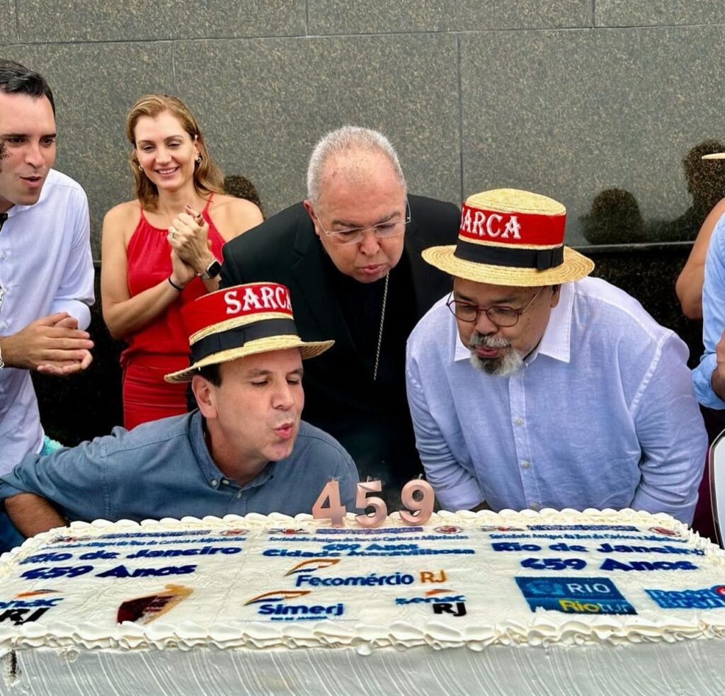 Jorge Aragão completa 75 anos com bolo e missa no Cristo Redentor 1 WhatsApp Image 2024 03 01 at 10.59.12