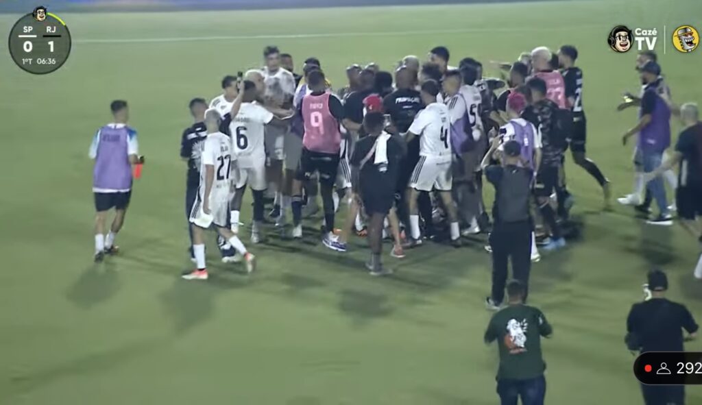 ‘Desafio dos MCs’ tem briga entre Hariel e Xurrasco e invasão de campo 1 IMG 4223