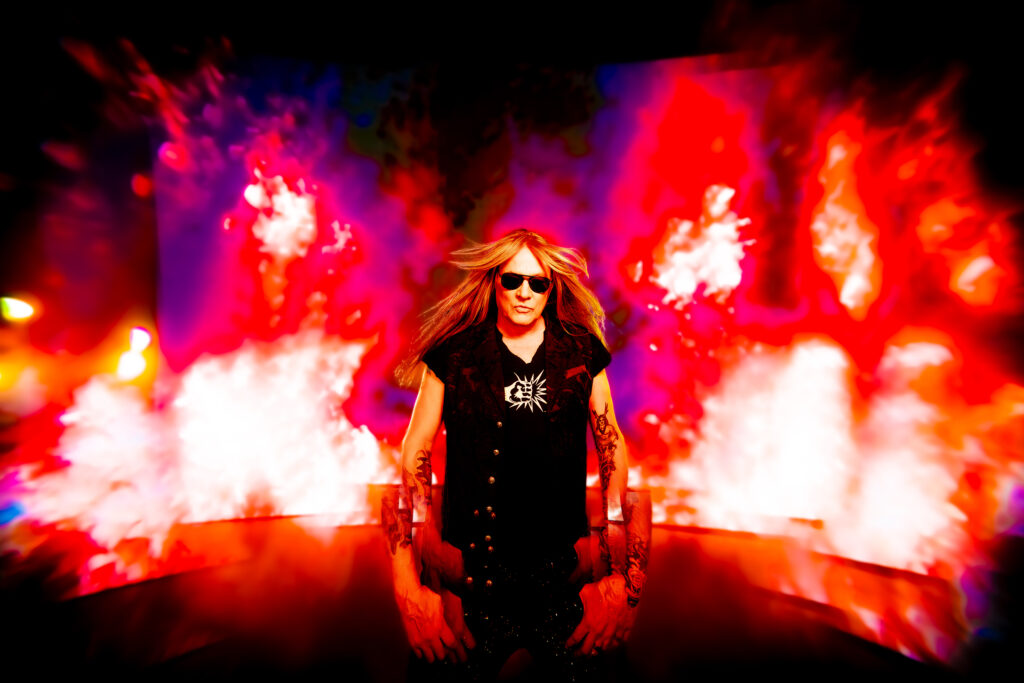 Sebastian Bach volta ao Brasil e promete não cuspir na filha de Paulinho da Viola 1 SB PromoProofs 20231102 HA3A1235 Enhanced NR JimLouvau small