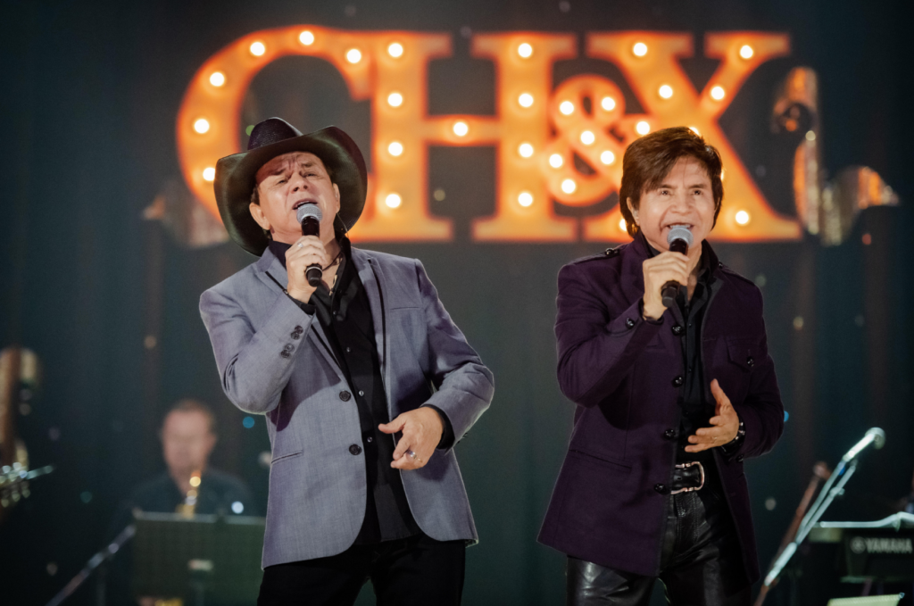 Chitãozinho e Xororó anunciam turnê com shows inéditos e limitados 1 Chitãozinho e Xororó