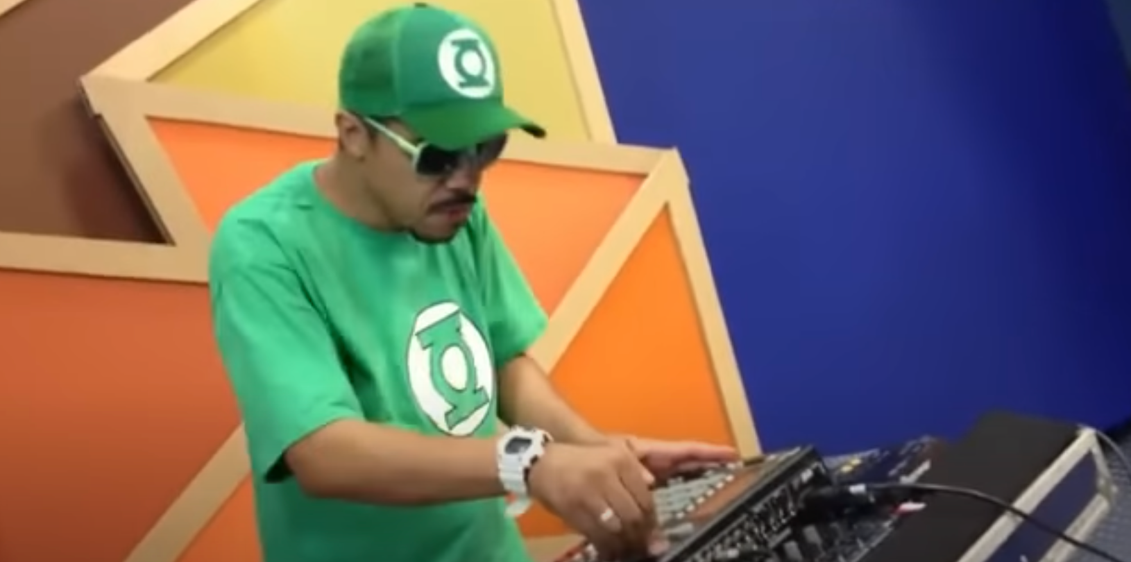 DJ carioca sampleado por Beyoncé já produziu Valesca Popozuda e MC Leozinho