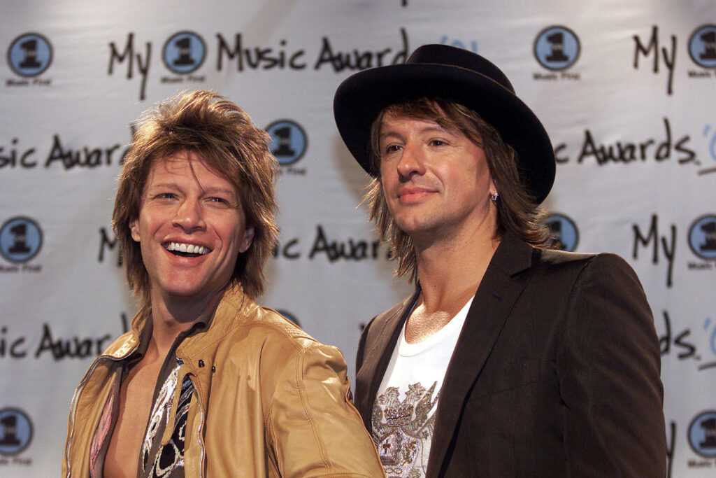 Jon Bon Jovi reage às desculpas de Richie Sambora por saída repentina da banda 1 2001 12 03T120000Z 794450776 PBEAHUKVUEN RTRMADP 3 BON JOVI