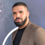 Drake ganha boneco de cera em Nova York