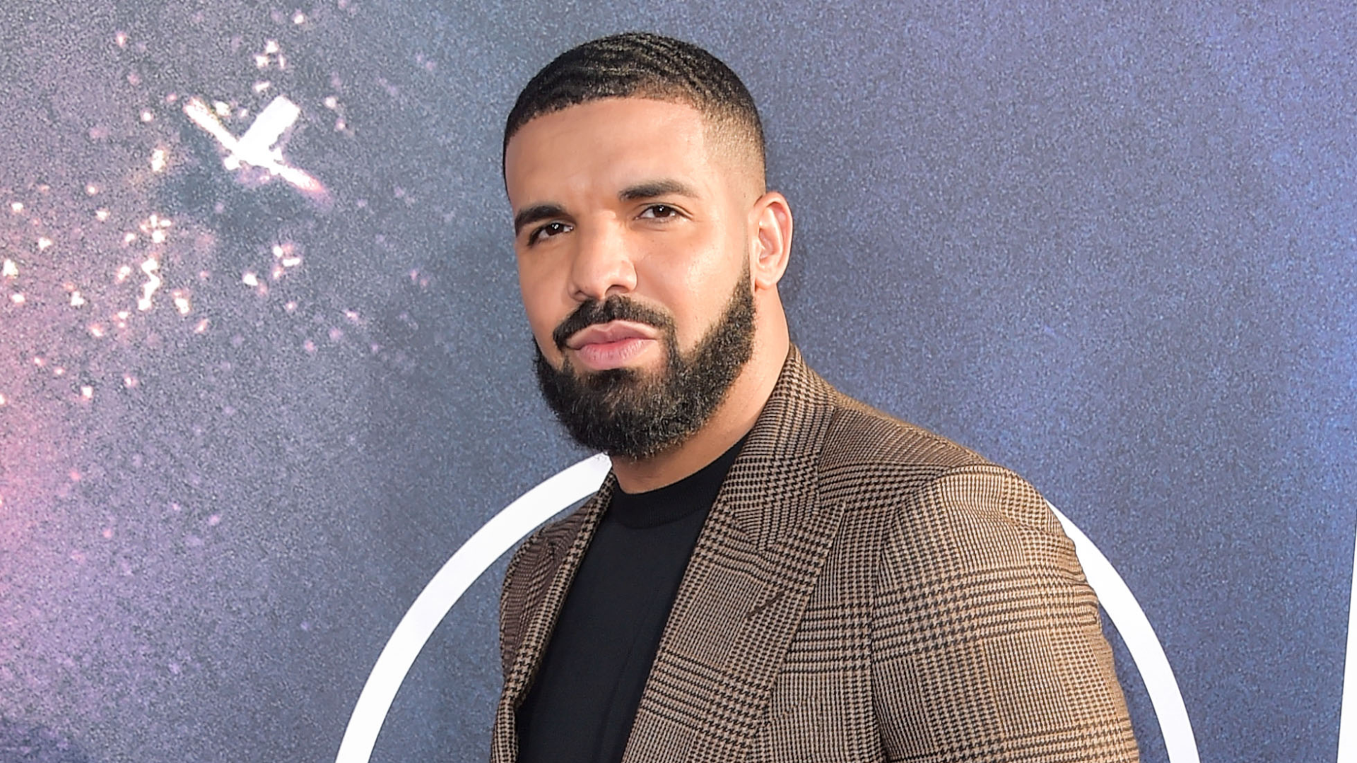 Drake faz apelo à imprensa canadense em meio a briga com Kendrick Lamar