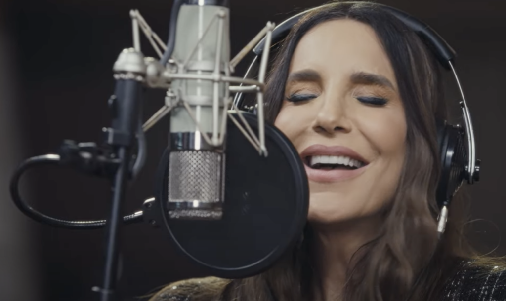 De Ivete Sangalo a MC IG, Rock in Rio lança clipe de música com 55 artistas; assista 1 Captura de Tela 2024 05 05 as 22.10.29
