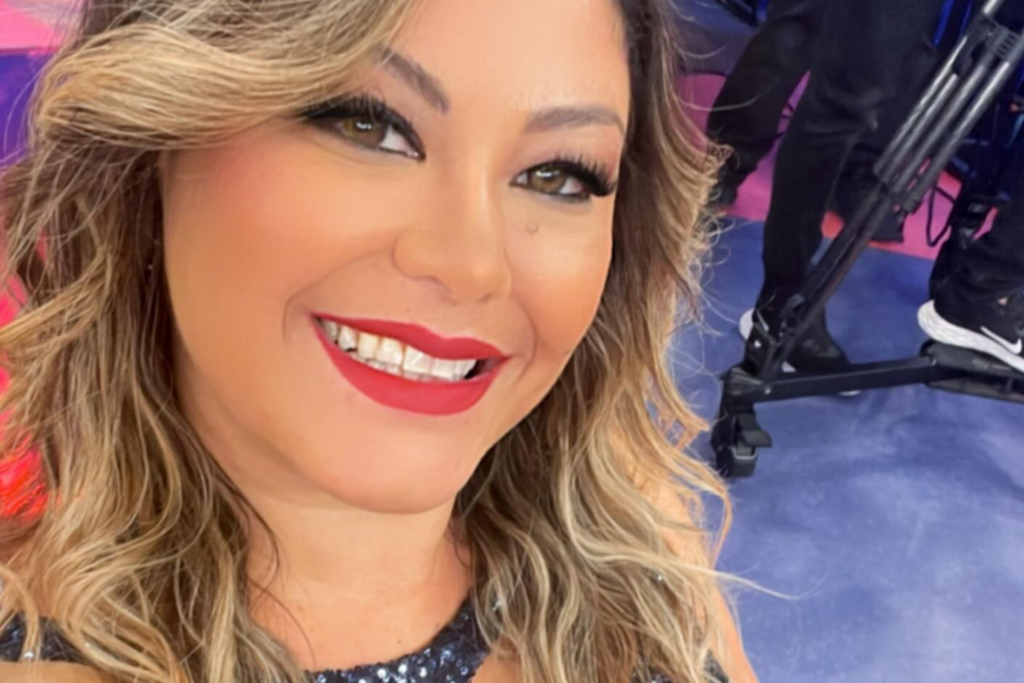 Luka se pronuncia após polêmica no 'Altas Horas': 'Peço desculpas com humildade' 1 Luka, dona do hit "Tô Nem Aí" foi uma das convidados do programa 'Altas Horas'