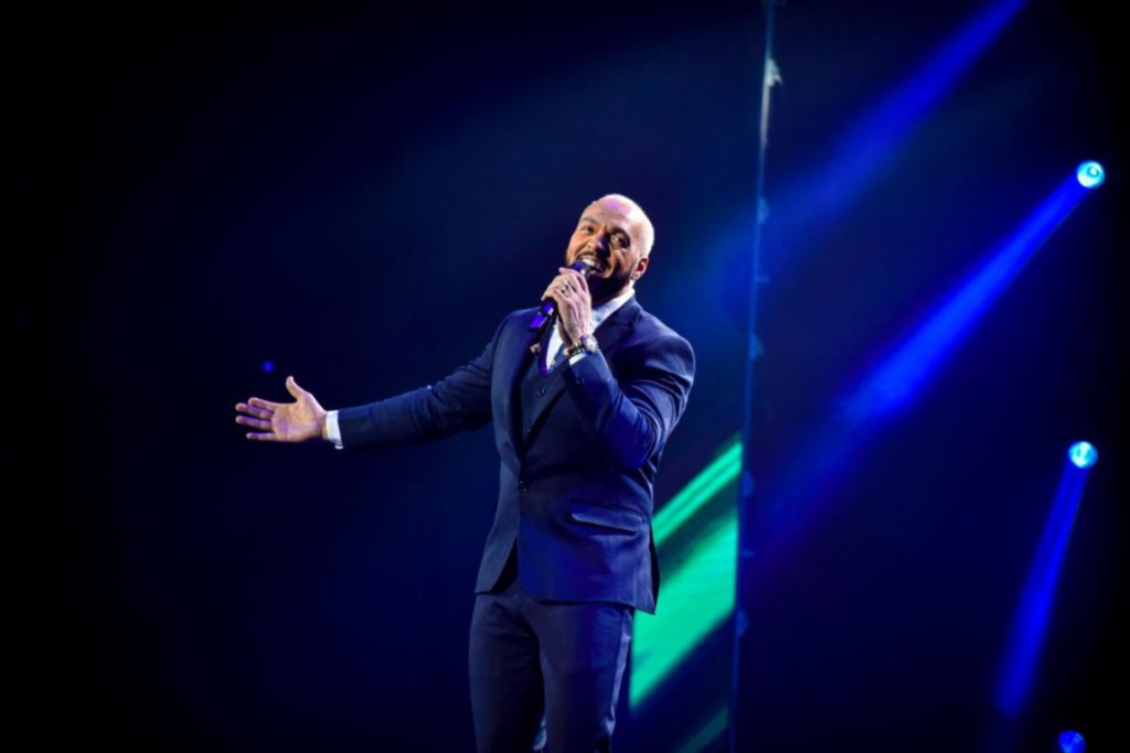 Belo anuncia show especial para o dia dos namorados, em São Paulo 1 Belo apresenta show solo temático de Dia dos Namorados