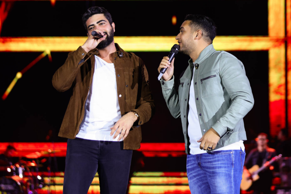 Henrique e Juliano são destaque no Hot 100 com hits antigos e atuais