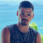Ex-cantor mirim supera abusos sexuais e viraliza no TikTok com piseiro