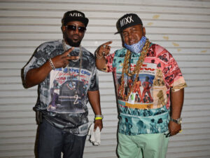 DJ Mixx e Brother Marquis (à esq.), integrante do grupo 2 Live Crew