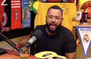 O sambista Dudu Nobre que revelou, durante podcast, ter sido baleado durante confronto no Rio de Janeiro