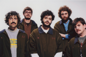 A banda Jovem Dionisio voltou a invadir as redes sociais com um novo viral