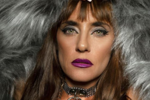 A rapper argentina Sara Hebe vem ao Brasil pela primeira vez