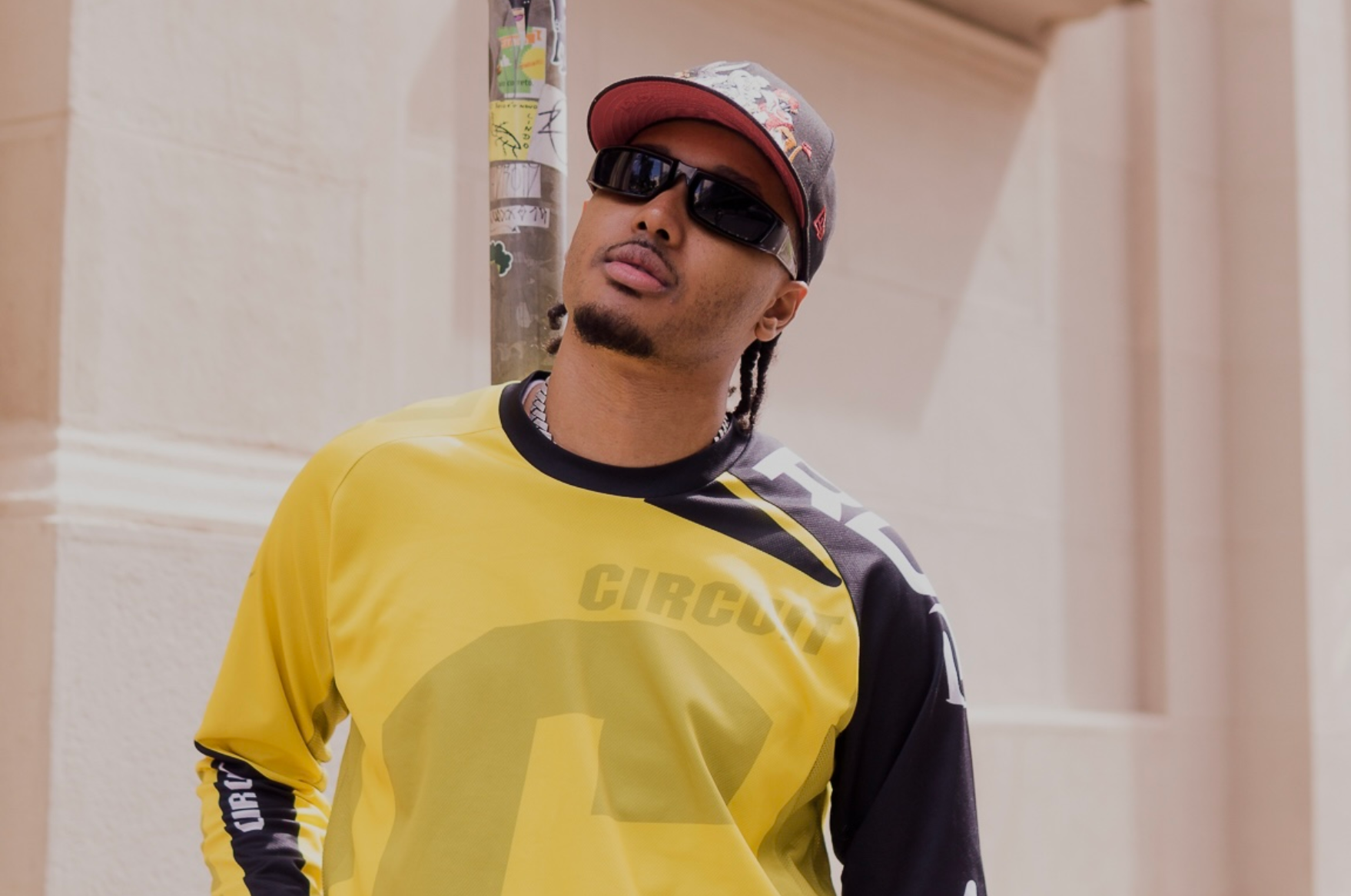 ‘Brasil’: Brunno Ramos lança música e une fé ao trap gospel brasileiro
