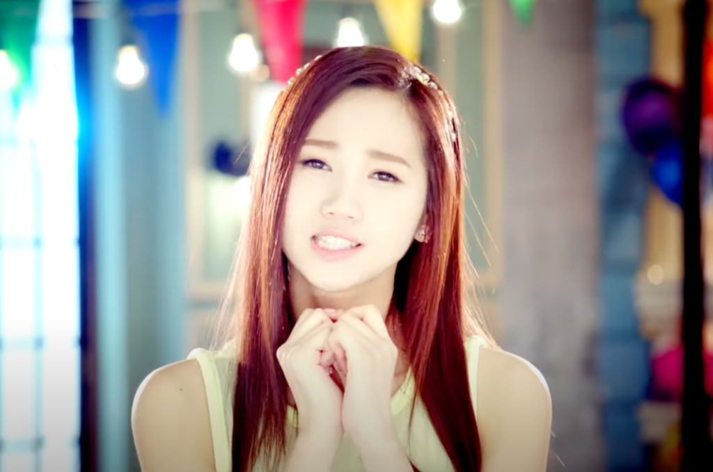 Ex-estrela do kpop revela diagnóstico de câncer 1 Yoo Ara, ex-integrante do grupo de kpop Hello Venus